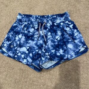 Athleta Girl Play On short - size L